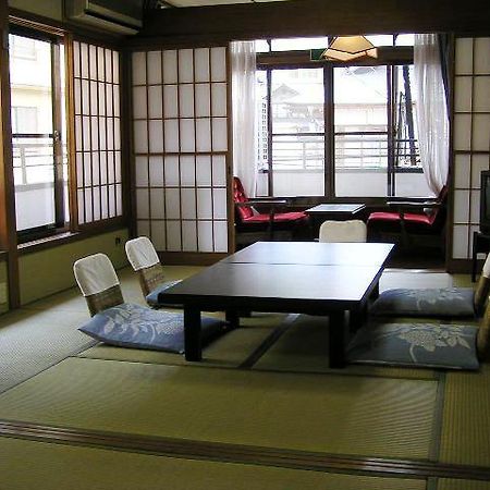 ホテル 癒しの湯　かどや 山ノ内町 エクステリア 写真