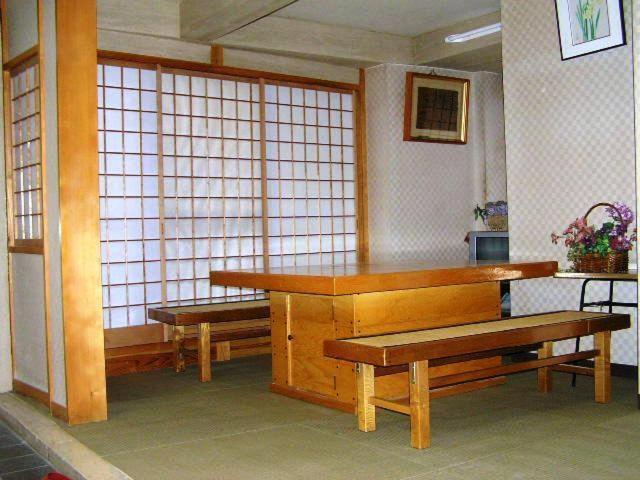 ホテル 癒しの湯　かどや 山ノ内町 エクステリア 写真