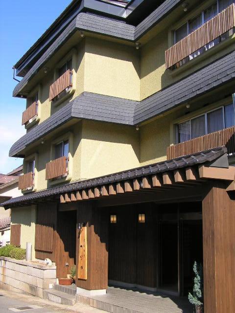 ホテル 癒しの湯　かどや 山ノ内町 エクステリア 写真